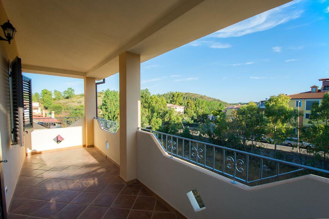 Appartamenti Sole Di Sardegna Cala Liberotto Exterior photo